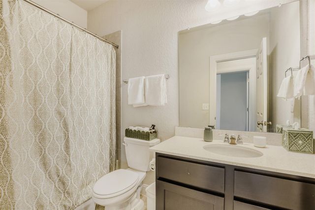 9824 Evening Canopy DR, Manor, TX 78653