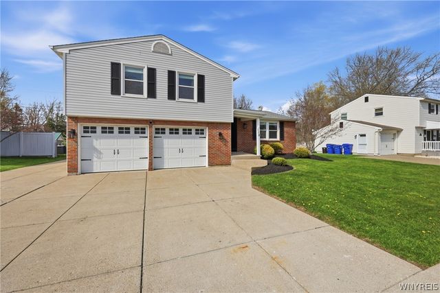118 Treehaven Road, West Seneca, NY 14224