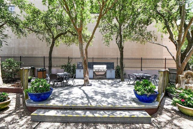 5150 Hidalgo Street 603, Houston, TX 77056