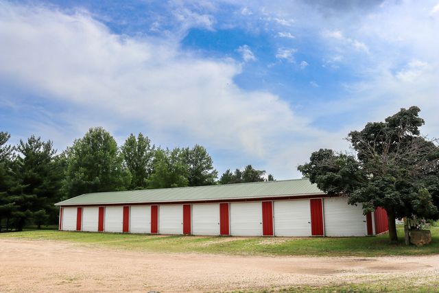 23148 Waller Road, Fulton, IL 61252