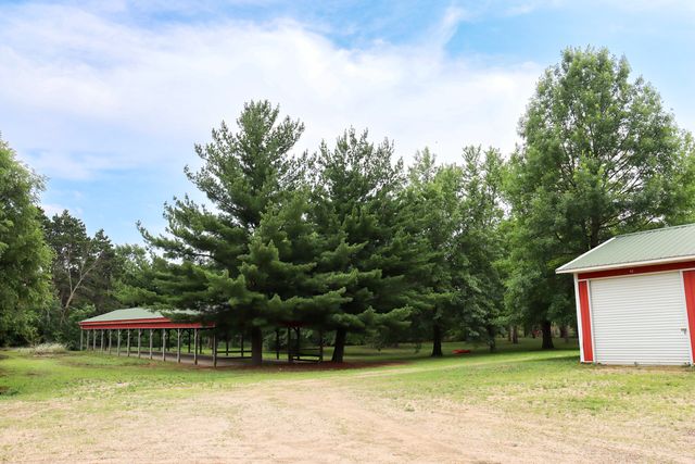 23148 Waller Road, Fulton, IL 61252