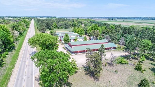 23148 Waller Road, Fulton, IL 61252