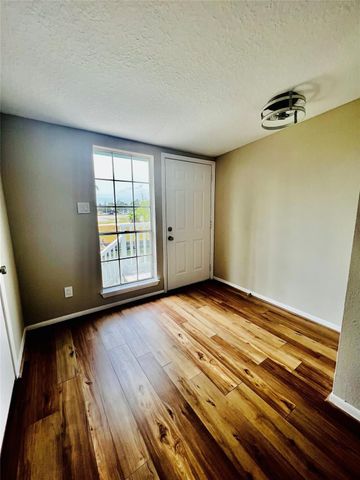 13 Tindel Street, Clear Lake Shores, TX 77565
