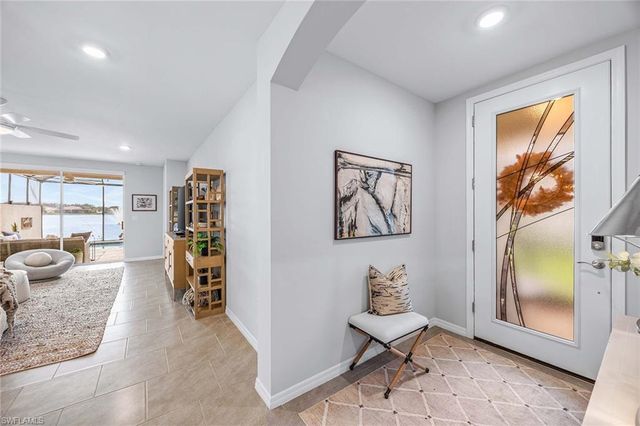 14610 Edgewater CIR, Naples, FL 34114