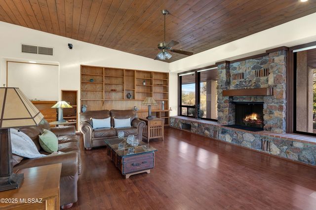 2614 N Grannen Road, Tucson, AZ 85745