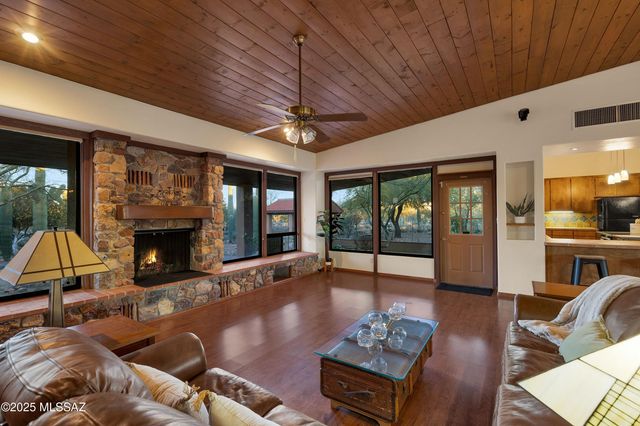 2614 N Grannen Road, Tucson, AZ 85745