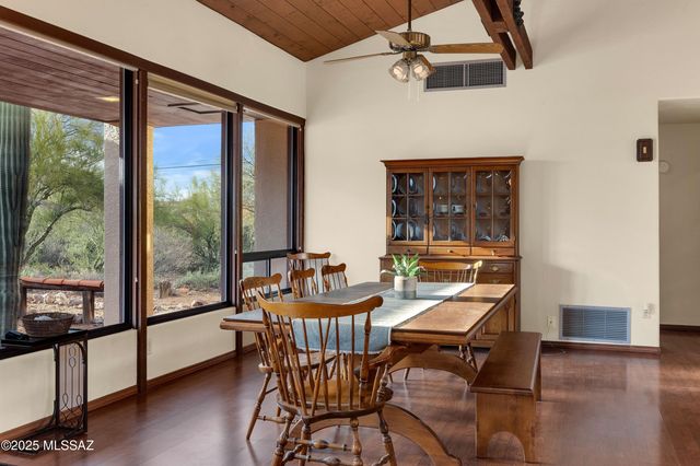 2614 N Grannen Road, Tucson, AZ 85745