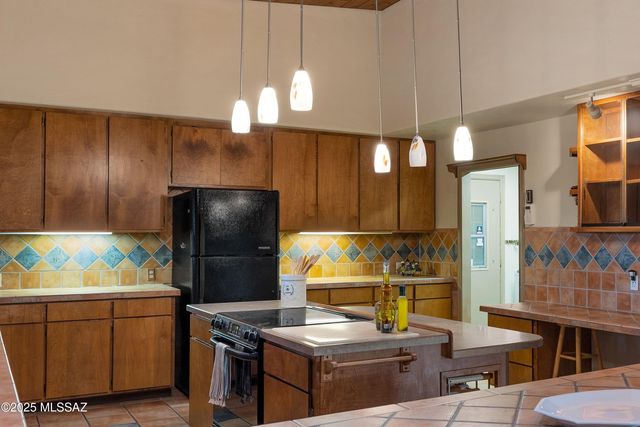 2614 N Grannen Road, Tucson, AZ 85745