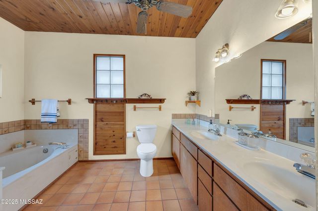 2614 N Grannen Road, Tucson, AZ 85745