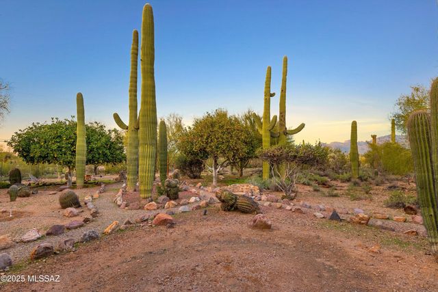 2614 N Grannen Road, Tucson, AZ 85745