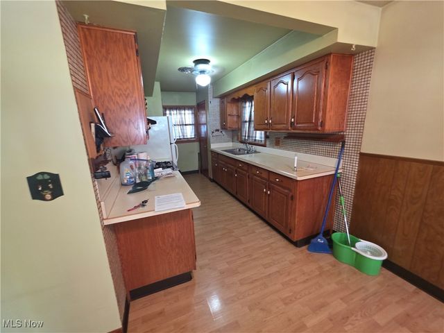 1721 Difford Drive, Niles, OH 44446