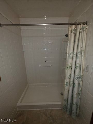 1721 Difford Drive, Niles, OH 44446