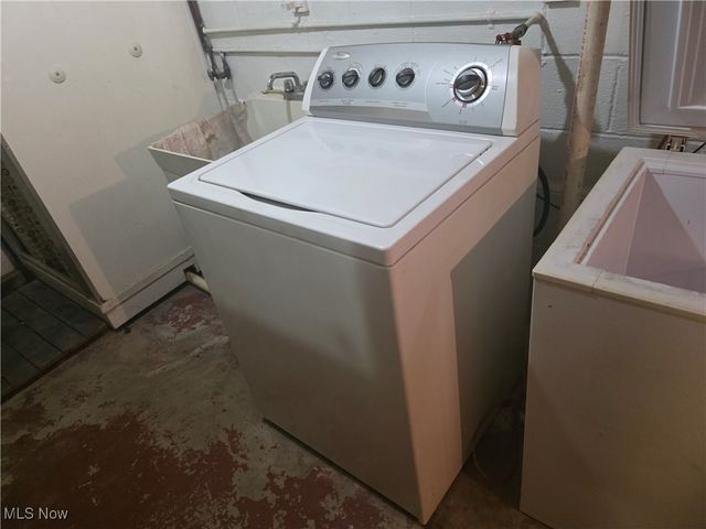 1721 Difford Drive, Niles, OH 44446