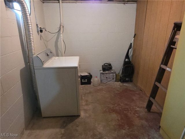 1721 Difford Drive, Niles, OH 44446