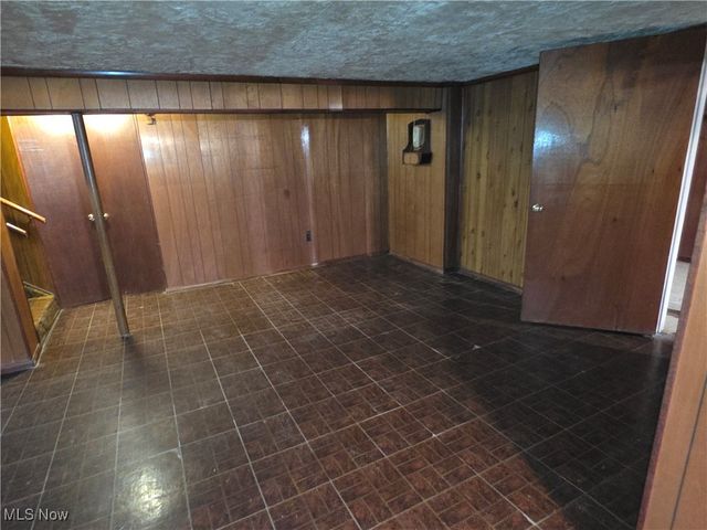 1721 Difford Drive, Niles, OH 44446