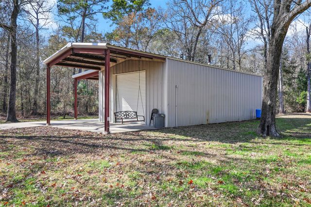 1635 Wallisville Turtle Bayou Road, Wallisville, TX 77597