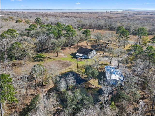 1635 Wallisville Turtle Bayou Road, Wallisville, TX 77597