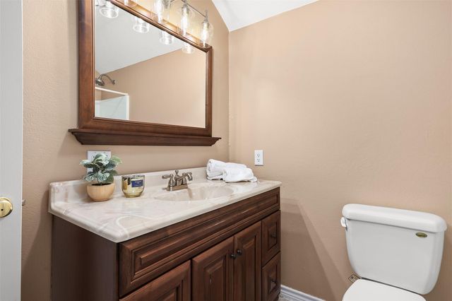 1635 Wallisville Turtle Bayou Road, Wallisville, TX 77597