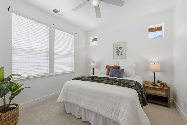 414 17th St, Sacramento, CA 95811