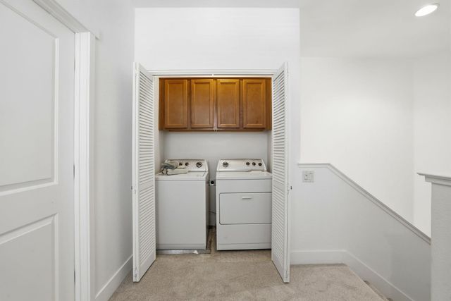 414 17th St, Sacramento, CA 95811