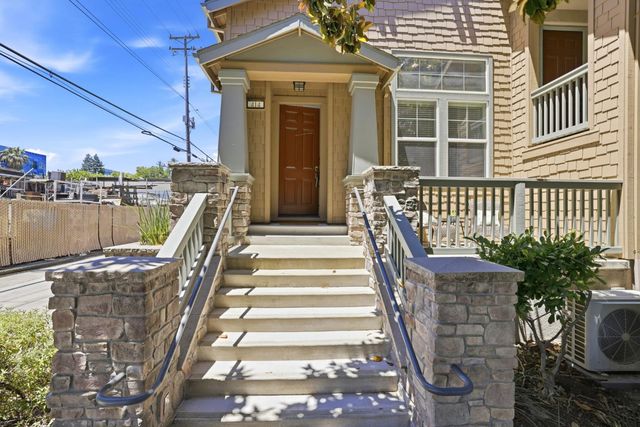 414 17th St, Sacramento, CA 95811