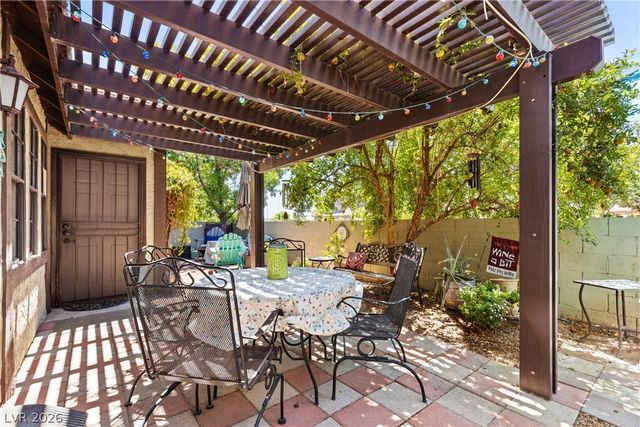 3984 Landsdown Place, Las Vegas, NV 89121