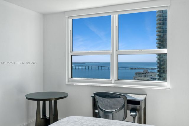 1155 Brickell Bay Dr 2409, Miami, FL 33131