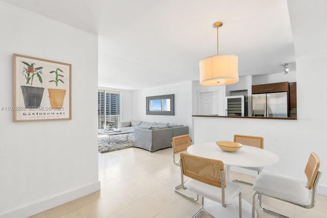 1155 Brickell Bay Dr 2409, Miami, FL 33131