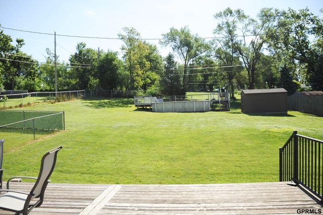 5429 S 56th Street, Omaha, NE 68117