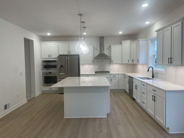 2694 Aspen Drive, Shakopee, MN 55379