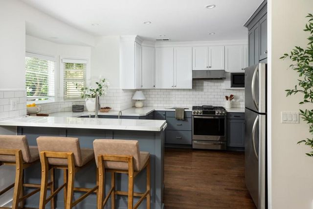 746 15th Avenue, Menlo Park, CA 94025