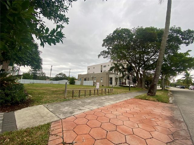 1741 Dewey Street, Hollywood, FL 33020