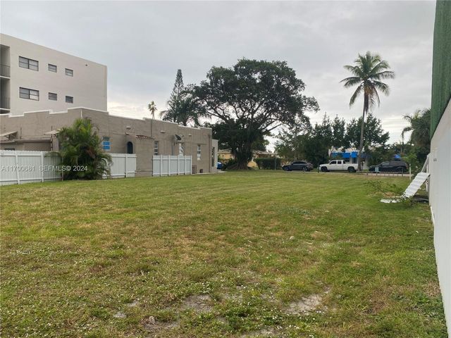 1741 Dewey Street, Hollywood, FL 33020