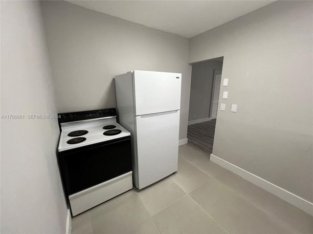 1741 Dewey Street, Hollywood, FL 33020