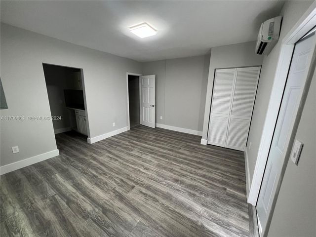 1741 Dewey Street, Hollywood, FL 33020