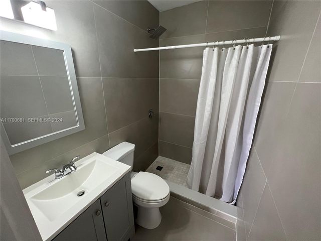 1741 Dewey Street, Hollywood, FL 33020