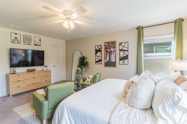 615 VALRI PARK DRIVE, Valrico, FL 33594