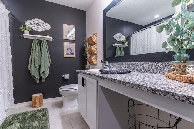 615 VALRI PARK DRIVE, Valrico, FL 33594