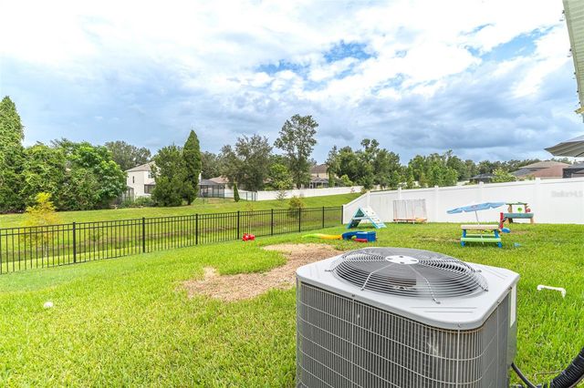 615 VALRI PARK DRIVE, Valrico, FL 33594
