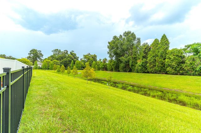 615 VALRI PARK DRIVE, Valrico, FL 33594