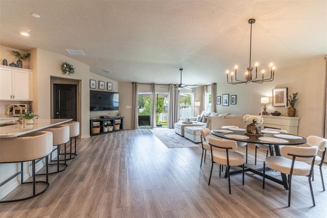 615 VALRI PARK DRIVE, Valrico, FL 33594