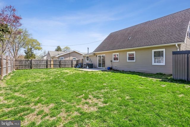 5 MIDDLETON LN, Willingboro, NJ 08046