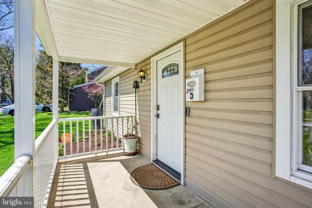 5 MIDDLETON LN, Willingboro, NJ 08046