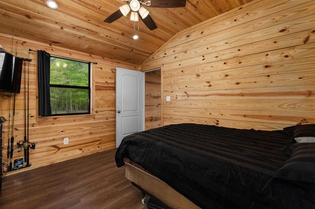 7863 S CR 378, Laneville, TX 75667