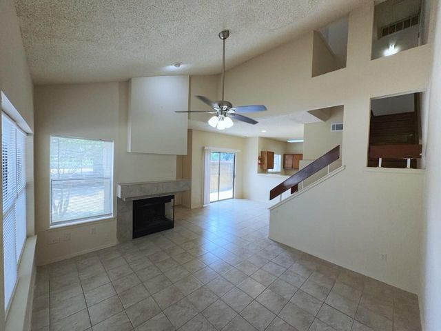 7900 Bissonnet Street D1, Houston, TX 77074