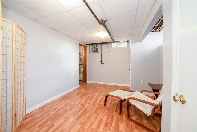 4 Winston Rd, Worcester, MA 01606