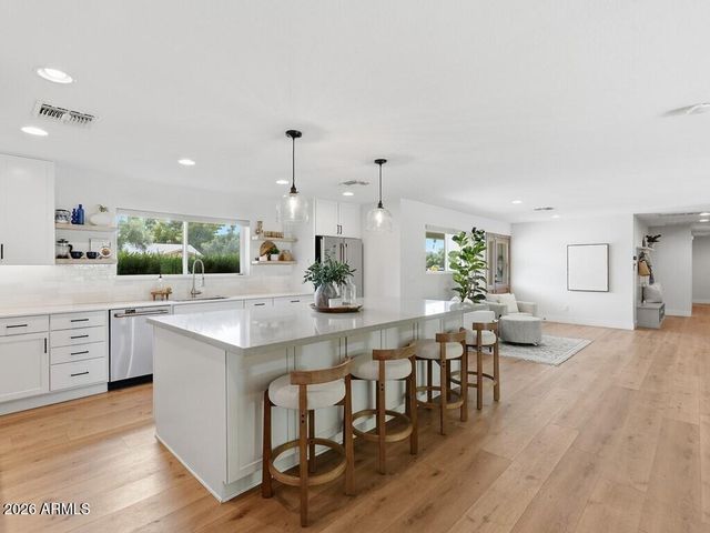 5102 E POINSETTIA Drive, Scottsdale, AZ 85254