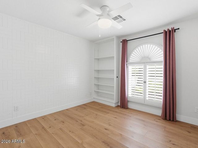 5102 E POINSETTIA Drive, Scottsdale, AZ 85254