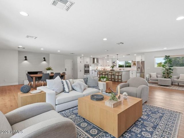 5102 E POINSETTIA Drive, Scottsdale, AZ 85254