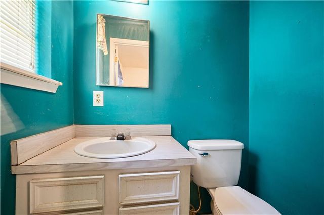 9310 Woodvale Drive, Semmes, AL 36575